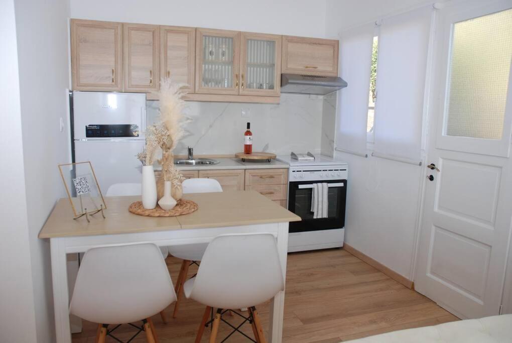 360ᵒ Lepanto Apartment Nafpaktos Buitenkant foto