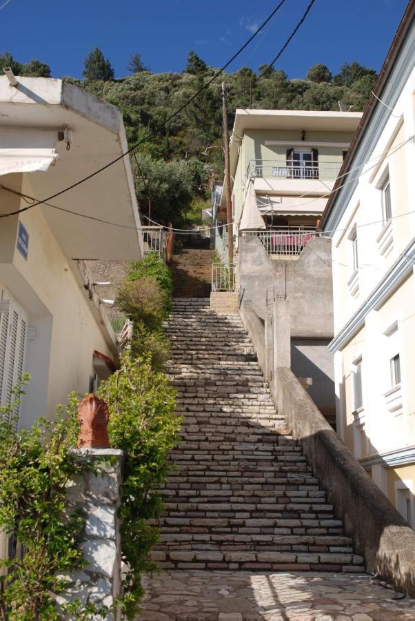 360ᵒ Lepanto Apartment Nafpaktos Buitenkant foto